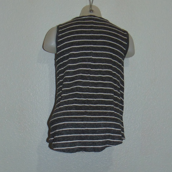 Athleta Gray Tank (S) - Picture 5 of 6